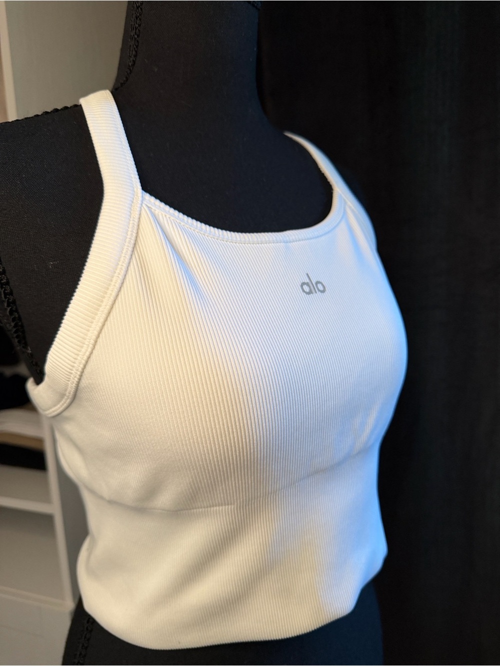 ALO Ribbed Favorite Bra Tank - Picture 6 of 11